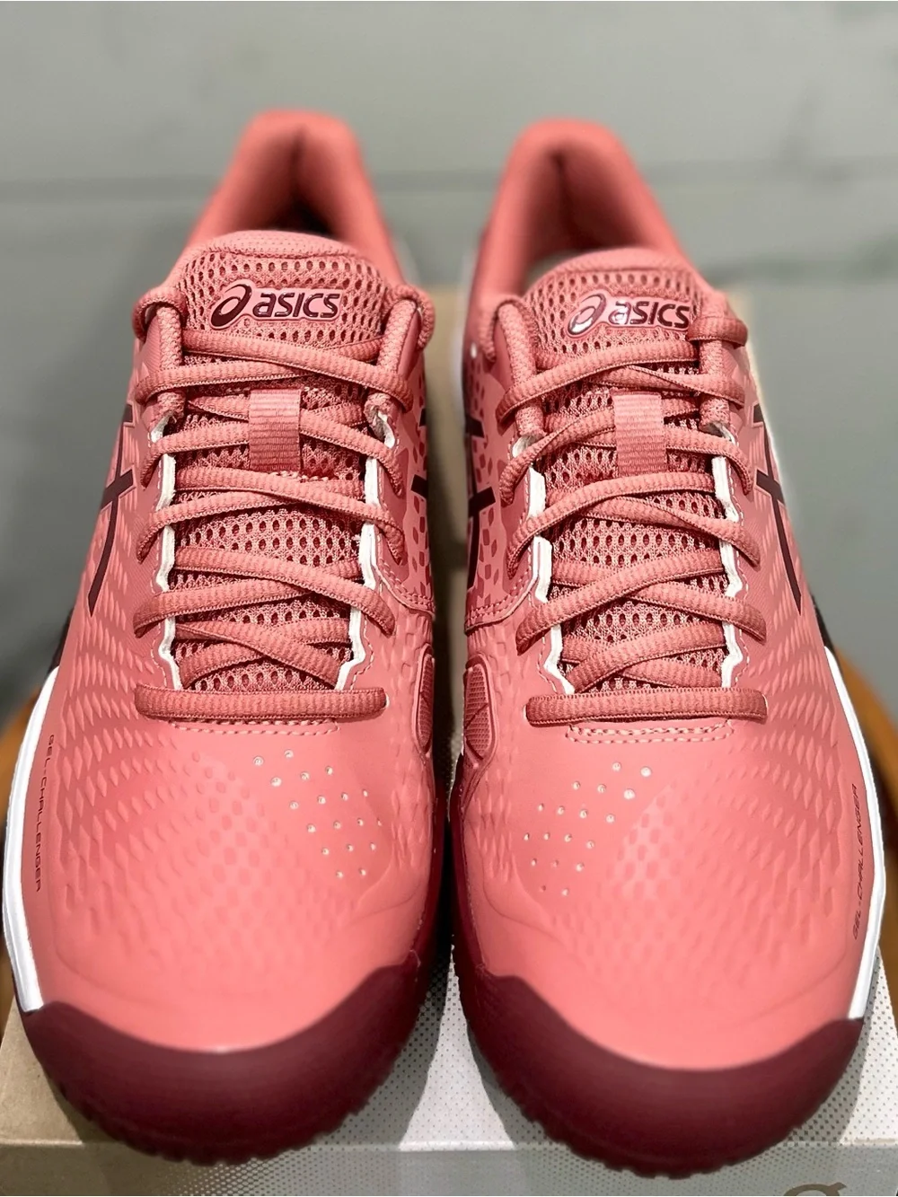ASICS GEL-CHALLENGER 14 Tennis Shoes Women’s Size 10.5 | Stable & Cushioned